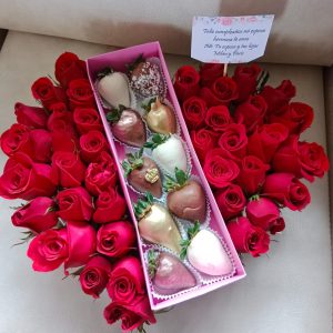 Corazón con caja por 10 fresas achocolatadas
