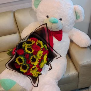 Peluche de 120 cm, con bouquet girasoles y rosas
